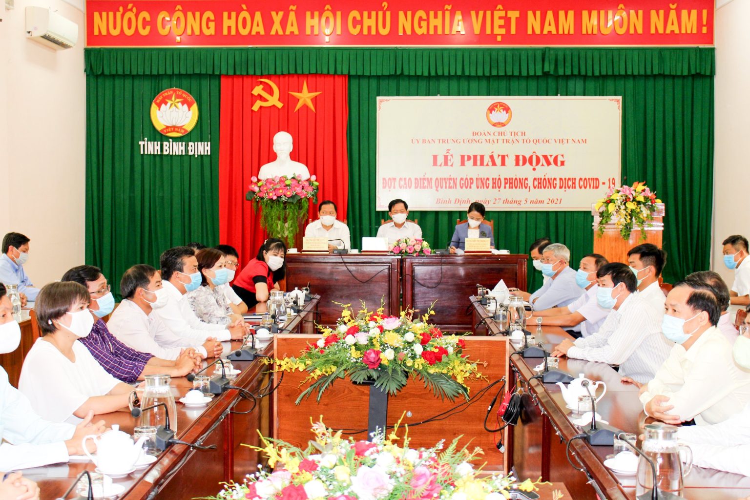 Công ty Cổ phần Cảng Quy Nhơn quyên góp 1 tỷ đồng ủng hộ phòng, chống dịch Covid-19