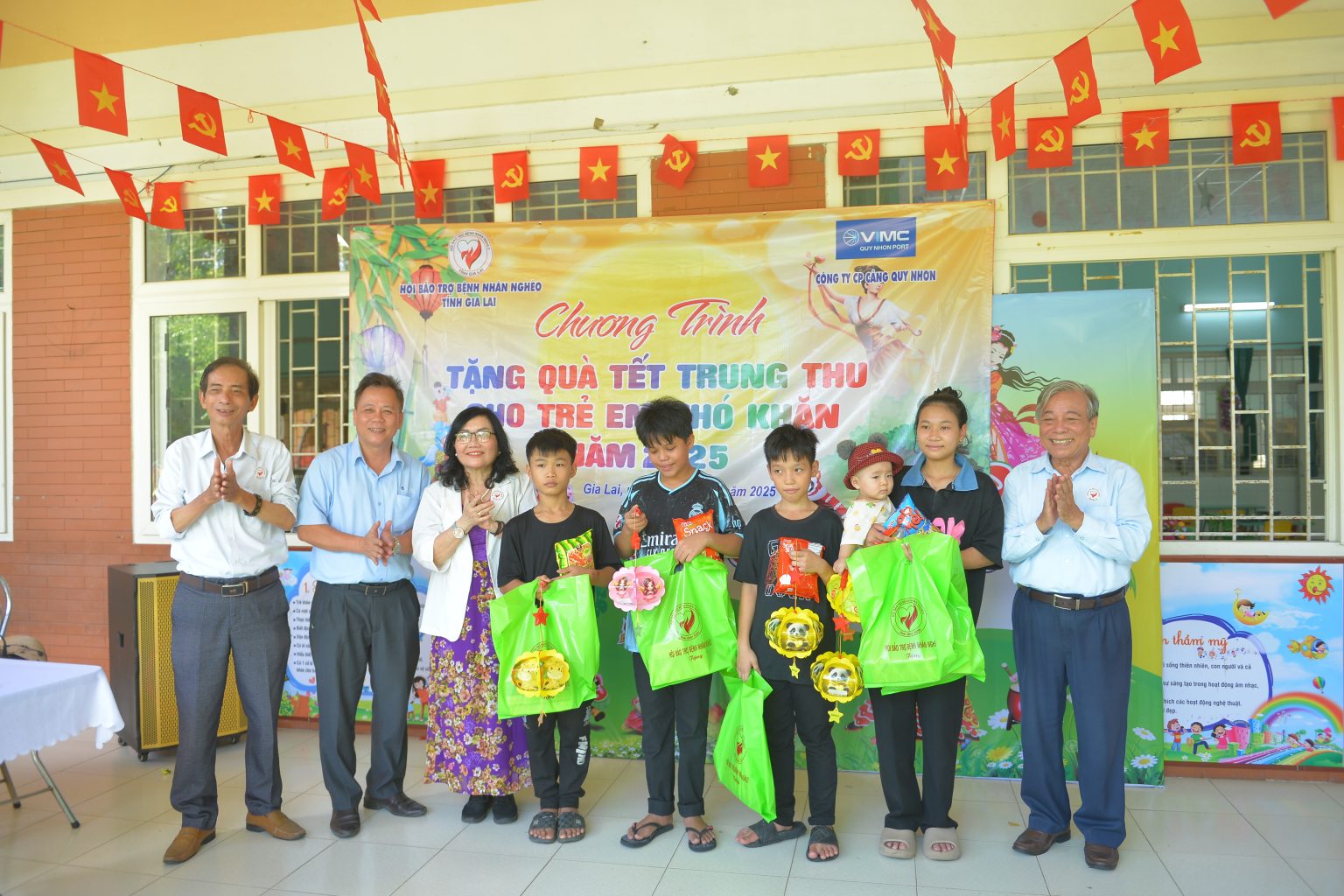 ẤM ÁP TRUNG THU – TRỌN VẸN YÊU THƯƠNG