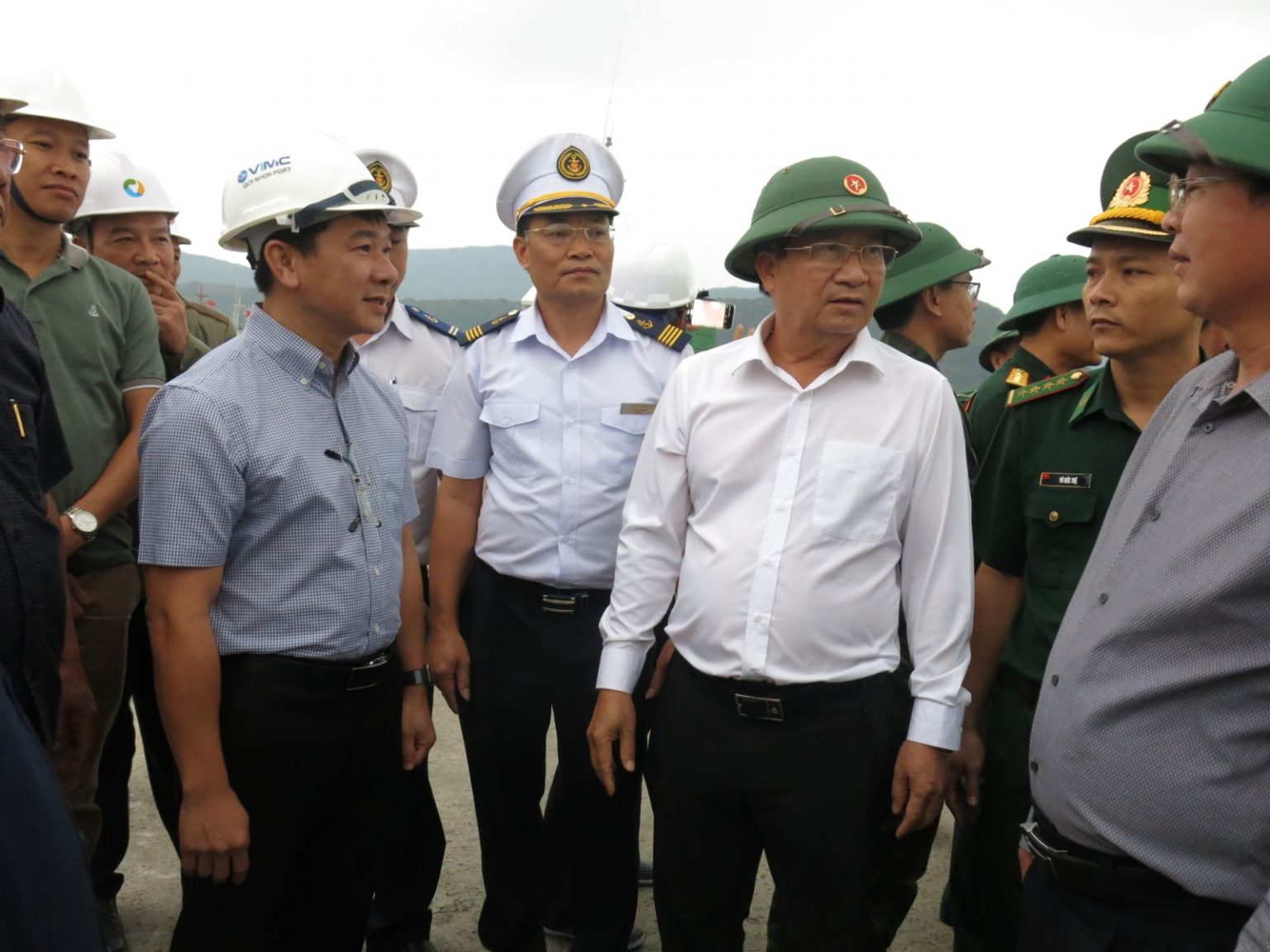 Phó thủ tướng Trịnh Đình Dũng chỉ đạo phòng chống bão