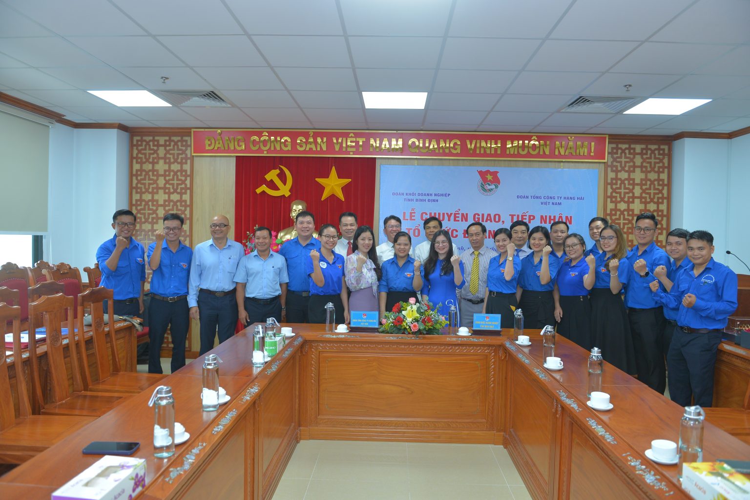 LỄ BÀN GIAO TỔ CHỨC ĐOÀN VỀ ĐOÀN THANH NIÊN TỔNG CÔNG TY HÀNG HẢI VIỆT NAM