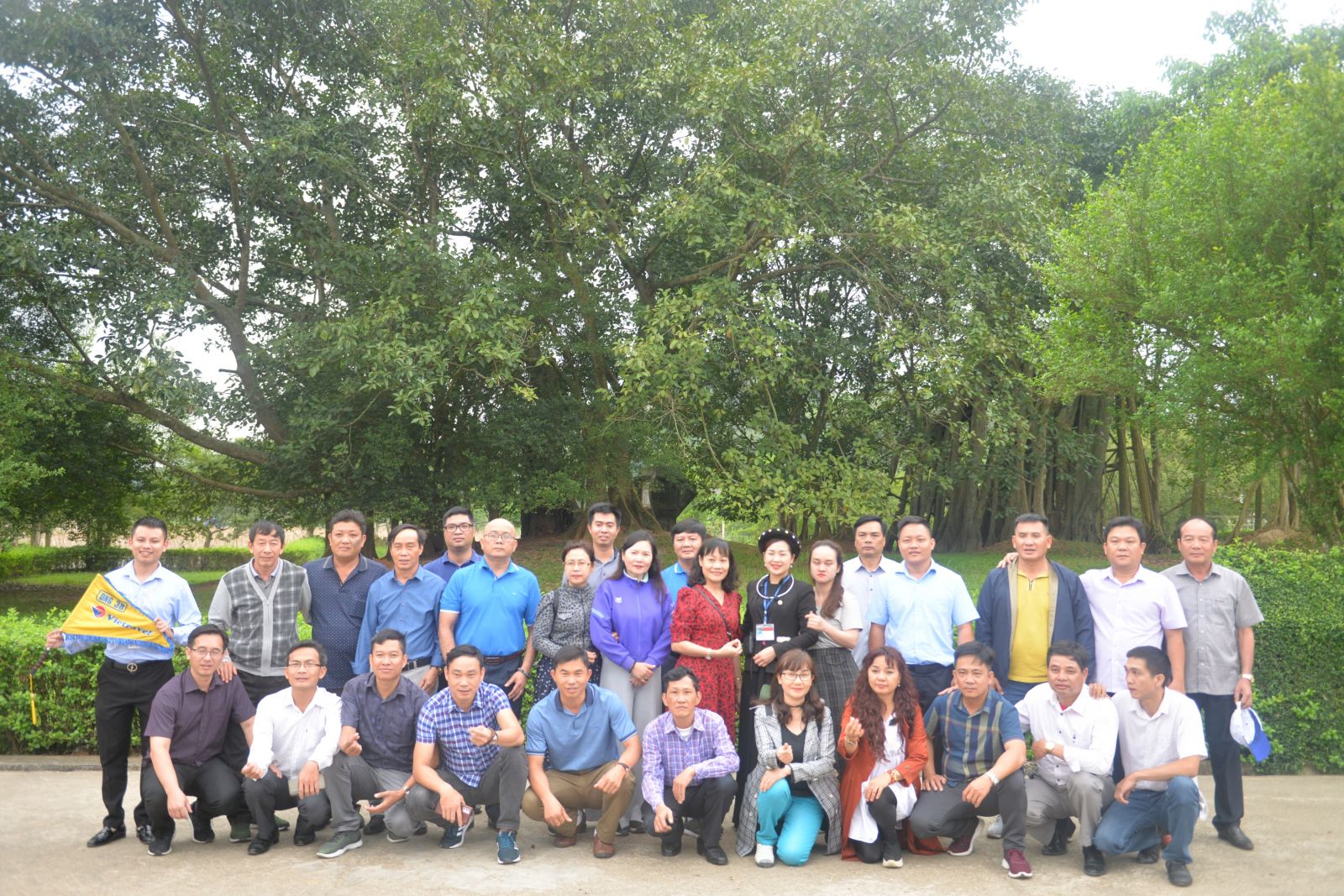 Đoàn Công tác tại Cây Đa Tân Trào