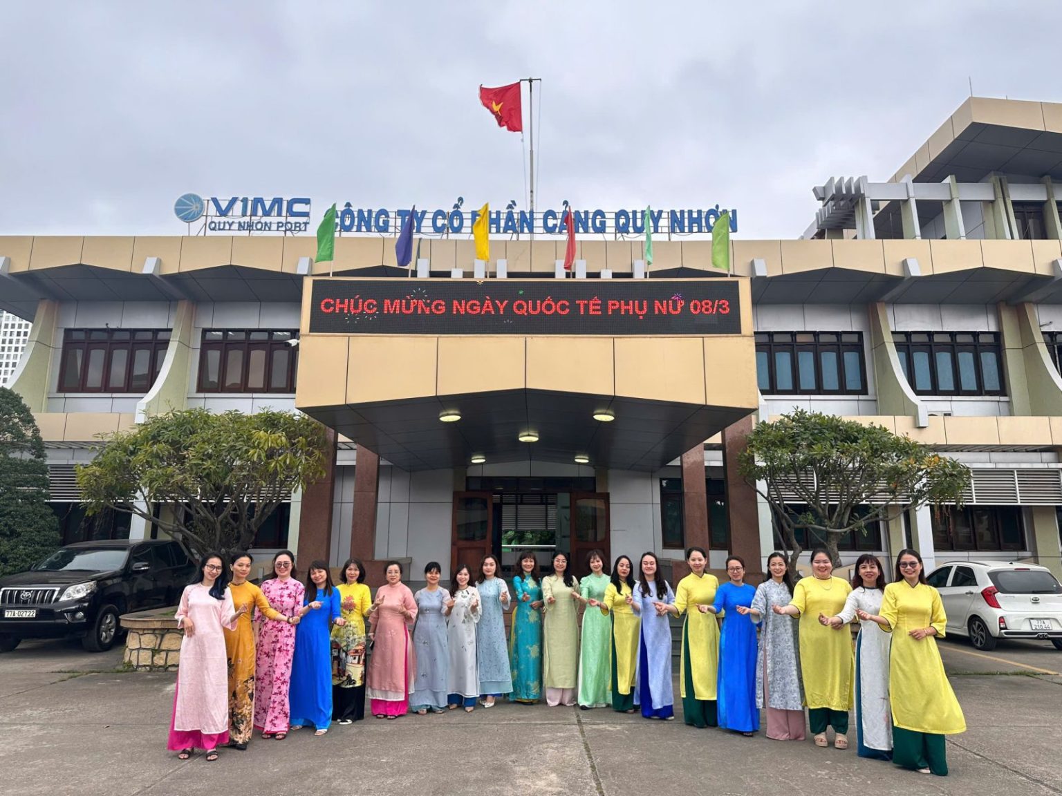 DUYÊN DÁNG ÁO DÀI – TỰ HÀO PHỤ NỮ CẢNG QUY NHƠN